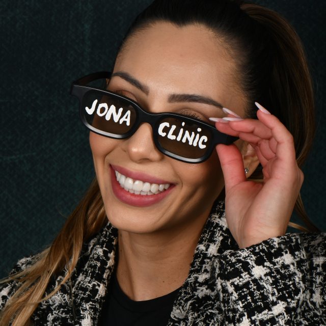 https://jonaclinic.ro/wp-content/uploads/2025/05/DSC_9219-640x640.jpg